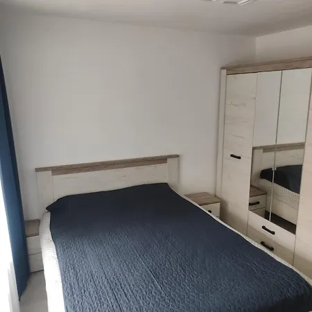 Apartment Pst *