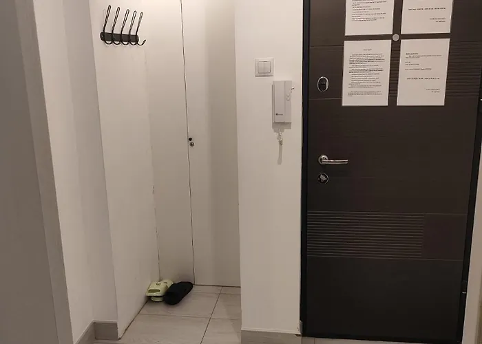 Pst * Бухарест