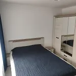 Apartment Pst *